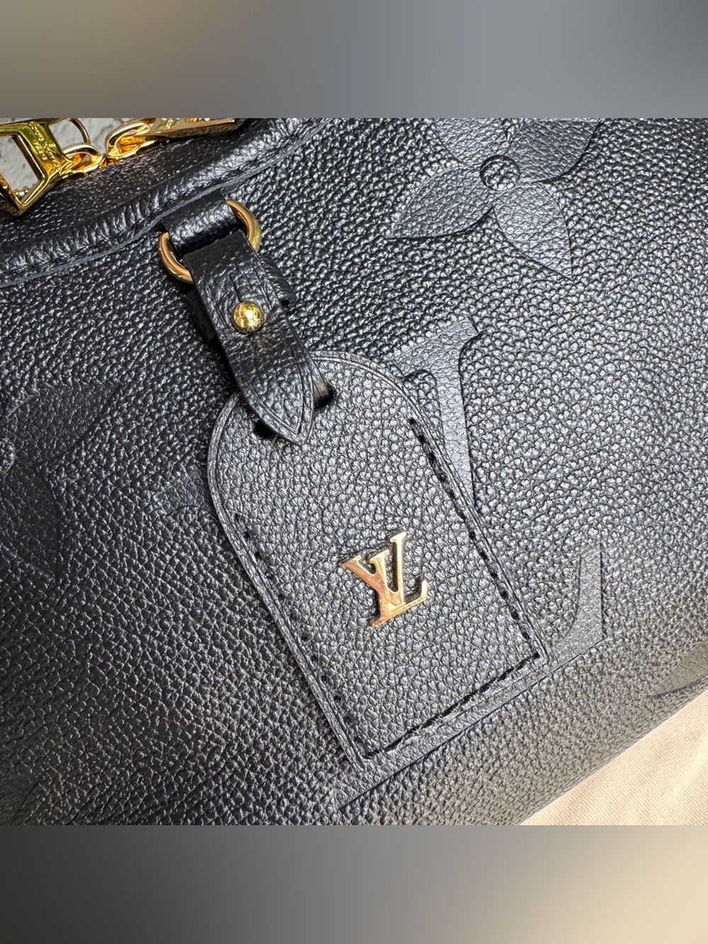 Louis Vuitton Empreinte Trianon PM - Picture 4 of 16